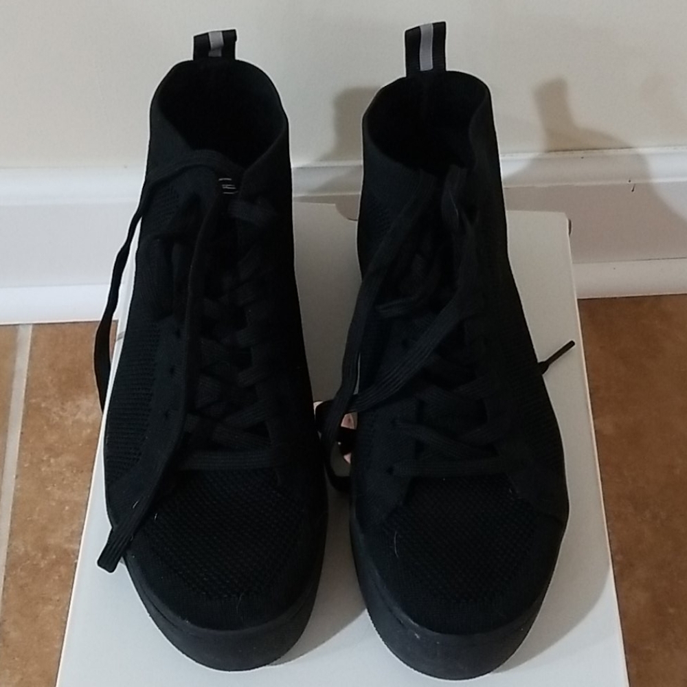 Hi top sneakers - Picture 3 of 5